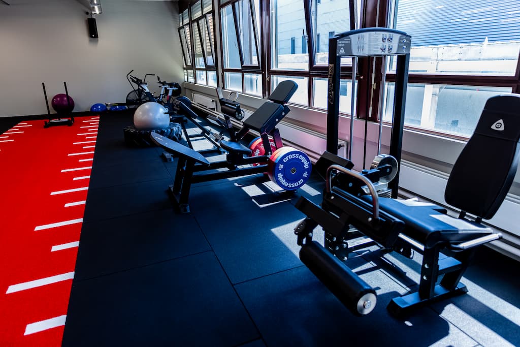 Espace cardio et suivi individuel pour le coaching nutritionnel chez GymNeva